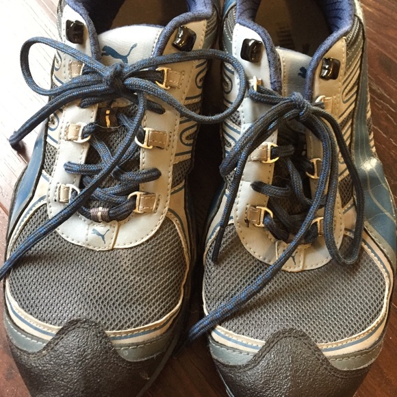 Men’s Puma Sneakers - Picture 3 of 7